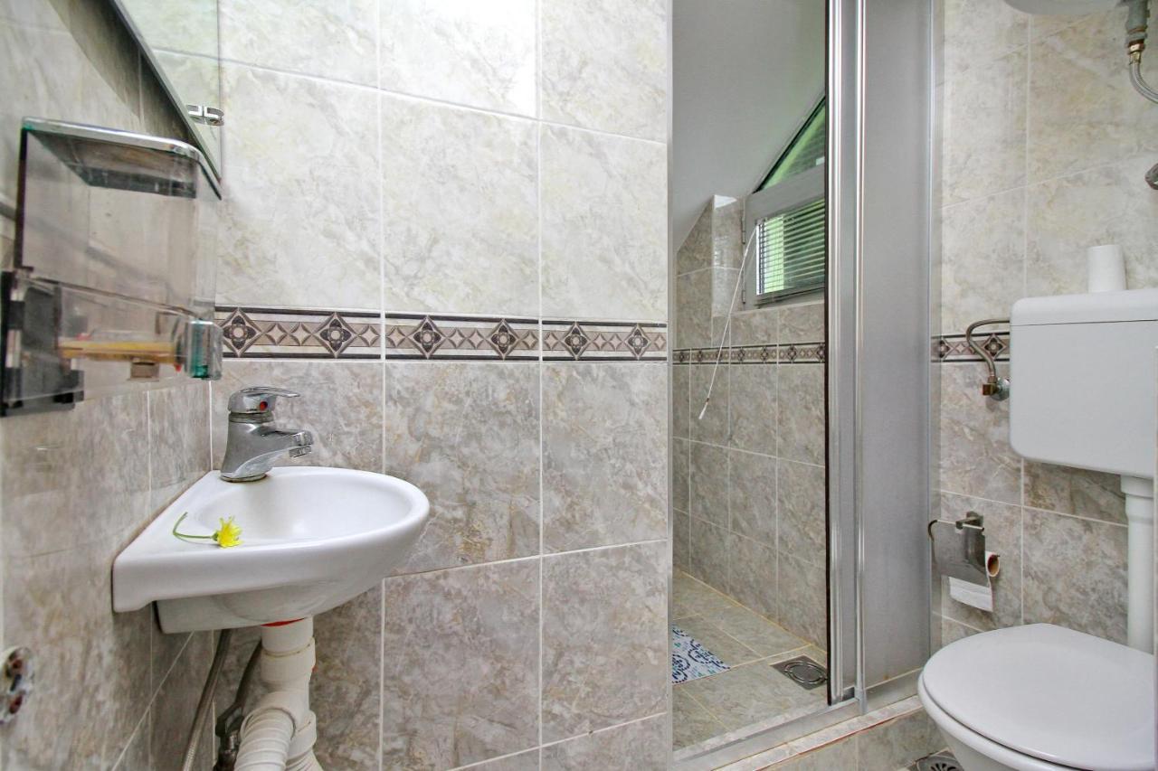 Tara Lake Apartments Jevtici Extérieur photo